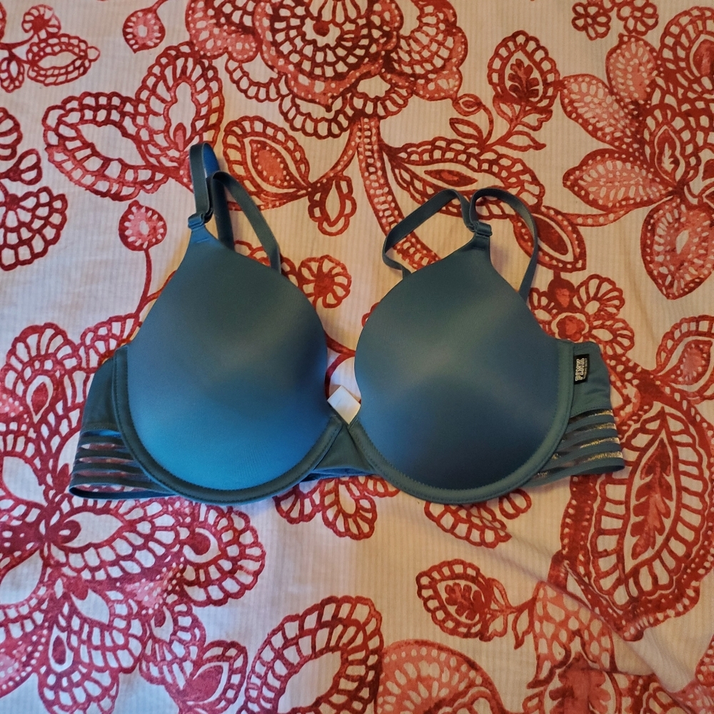 Victoria's Secret PINK tshirt bra